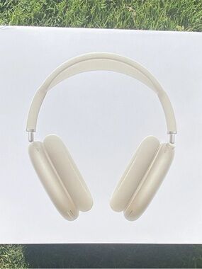 Apple Over-Ear Wireless Headphones - Cream/Beige